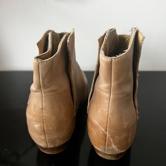 Steve Madden Booties - Picture 3 of 7